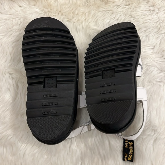 The Dr. Martens Women's Avry Hydro Toe Loop Platform Sandals White Women Size 8 - Picture 8 of 10